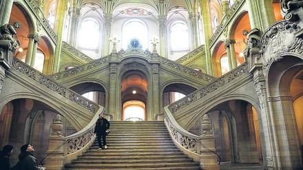 Das Kriminalgericht Moabit ist das größte Strafgericht Europas – und doch viel zu klein. Deshalb sollen die Staatsanwälte bald umziehen. 