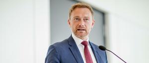 FDP-Partei- und Fraktionschef Christian Lindner spricht nach einer zweitägigen Klausurtagung der FDP Bundestagsfraktion. 