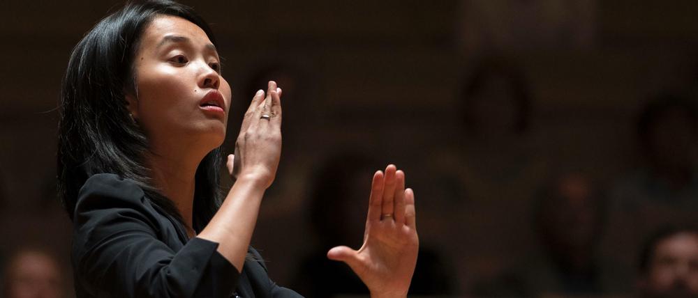 Auf gutem Wege. Chordirektorin und Kapellmeisterin Hsin-Chien Fröhlich.