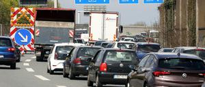 Ob es künftig weniger Staus gibt, wenn der Bund die Autobahnbauten plant?