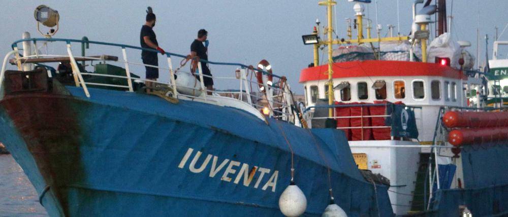 Italien, Lampedusa: Das Rettungsschiff «Iuventa» der deutschen Hilfsorganisation "Jugend Rettet"
