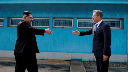 Die Staatschefs von Nord- und Südkorea kommen sich näher.