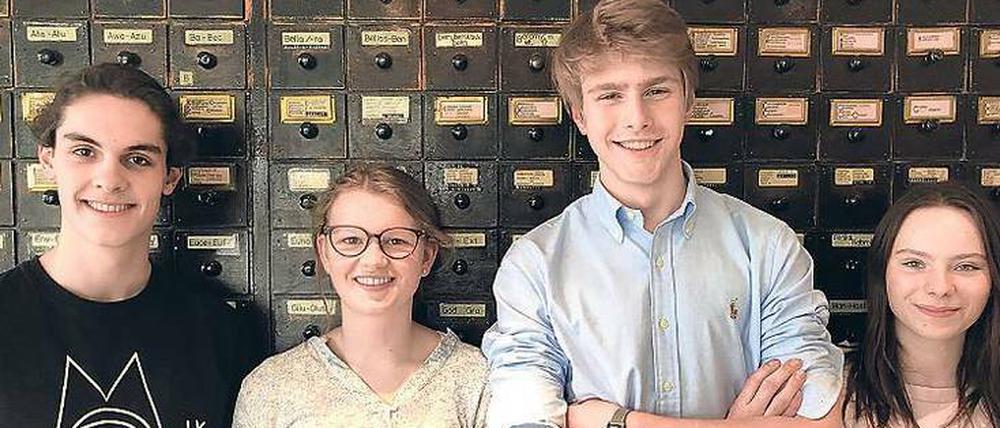 Große Pläne. Geht es nach Matthias Wind, Margaretha Raffauf, Kai Lanz und Ann-Kristin Balve (v.l.n.r.) könnte es einst eine Anti-Mobbing-App für alle Berliner Schulen geben.