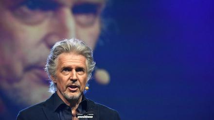 Parallelautor: Der Schriftsteller Frank Schätzing, 60