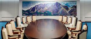In diesem Raum im "Friedenshaus" an der innerkoreanischen Grenze in Panmunjom treffen sich am Freitag Moon Jae In und Kim Jong Un.  