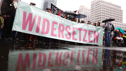 Die Demo gegen Verdrängung und Mietenwahnsinn in Berlin-Mitte. 