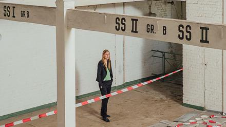 Künstlerin und Galeristin Berta Fischer im alten Umspannwerk Mitte.