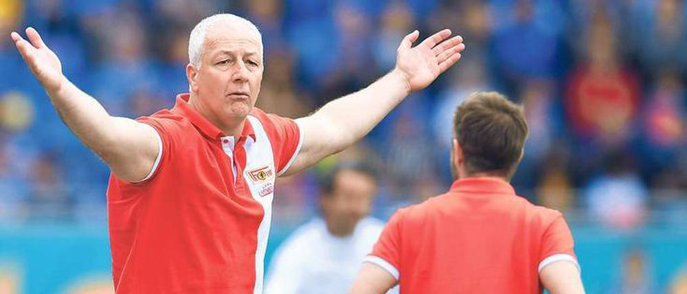 Nichts zu holen. Unions Trainer André Hofschneider verantwortet die schlechteste Zweitliga-Mannschaft der Rückrunde, dennoch sehen die Klub-Verantwortlichen um Präsident Dirk Zingler keinen Grund, ihn zu entlassen.