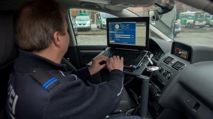 Seit 2015 werden Berliner Autofahrer nicht mehr nur aus zivilen Einsatzfahrzeugen heraus geblitzt.