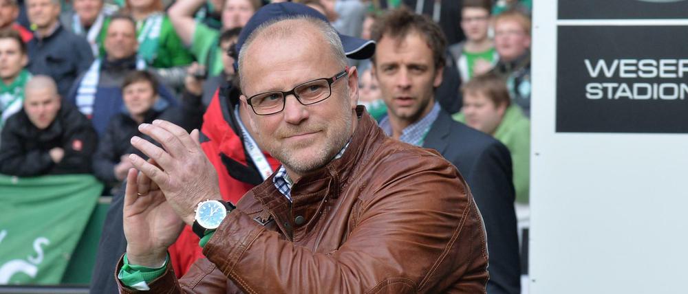 Applaus, Applaus. Thomas Schaaf, hier 2014 als Gast im Weserstadion, ist bald wieder in offizieller Funktion Werderaner.