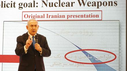 Israels Premier Benjamin Netanjahu beschuldigt den Iran, ein "geheimes Atomprogramm" zu führen. 