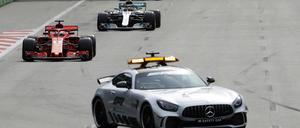 Alles sicher. Das Safety Car fuhr in Baku häufig an der Spitze des Feldes.