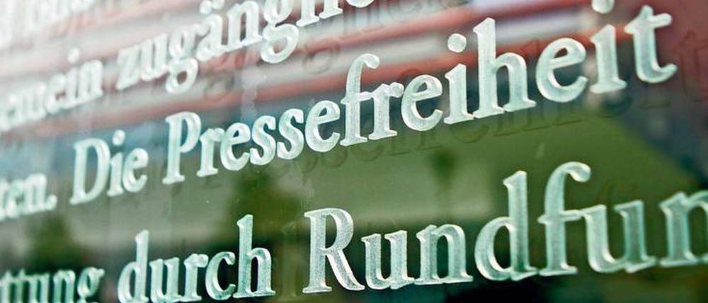 Ist vom Grundgesetz geschützt: die Pressefreiheit in Deutschland.