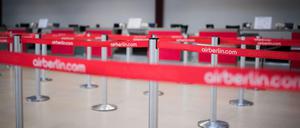 Leere Schalter der Fluggesellschaft Airberlin sind im Herbst 2017 am Flughafen Berlin-Tegel.