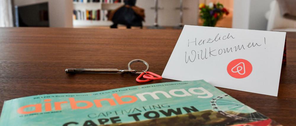 Über die Plattform Airbnb werden in Deutschland zahlreiche Wohnungen an Touristen vermietet.