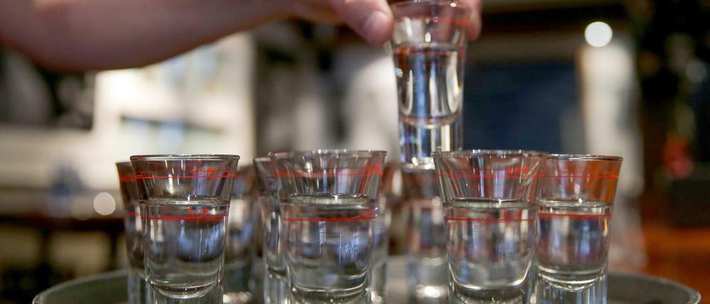 Glasklar? Alkohol ist gleichermaßen Genuss und Gefahr.