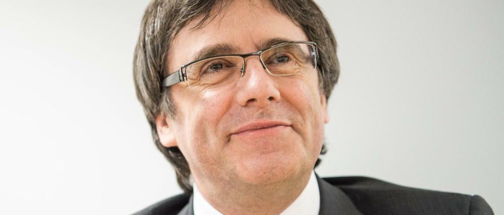 Carles Puigdemont beim Treffen mit Vertretern seiner Partei in Berlin.