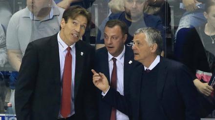 Alt und neu. Jodoin (rechts) mit Steffen Ziesche (Mitte) und Ex-Trainer Uwe Krupp.