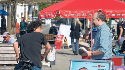 Nähe zurückgewinnen. Dem Politiker Kurth merkt man an, dass er gern mit Menschen redet. 