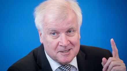 Horst Seehofer bei seiner ersten Pressekonferenz als Innenminister am Donnerstag.