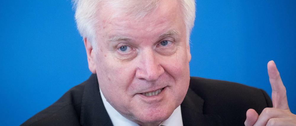 Horst Seehofer bei seiner ersten Pressekonferenz als Innenminister am Donnerstag.