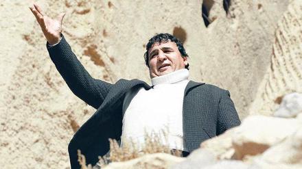 Ruhm braucht Haltung. Salim Shaheen wirft sich in Pose.
