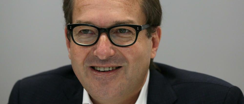 Alexander Dobrindt (CSU) bei einem Interview in Berlin.