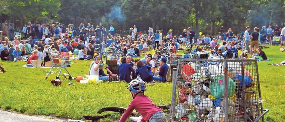 Grillpark. Im Friedrichshain kriegt jeder sein Fett weg.