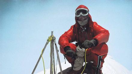 Das Foto von Reinhold Messner entstand 1978 auf dem Gipfel des Mount Everest.
