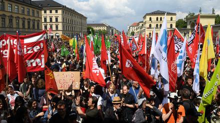 Großdemonstration auf dem Odeonsplatz: Weit mehr Menschen als erwartet gingen auf die Straße.