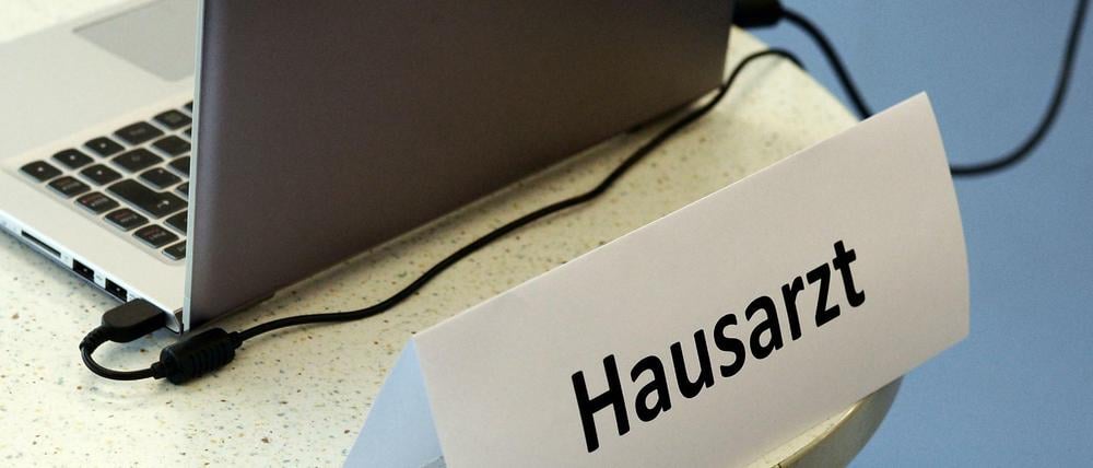Behandlung via Internet. Der Ärztetag hat das Fernbehandlungsverbot für Mediziner gekippt.