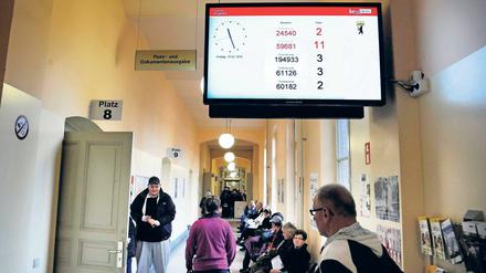Warten auf dem Amt - mit dem "Servicekonto" Vergangenheit?