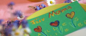 Alles Liebe! Nur, wie sich versöhnen, wenn man vor dem Muttertag heftig aneinander geriet? 