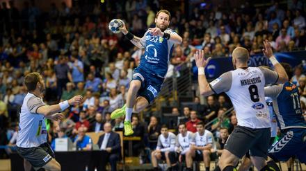 Steffen Fäth, hier im EHF-Pokal gegen Nasice, erzielte zehn Tore gegen Wetzlar. 