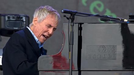 US-Sänger Burt Bacharach auf der Bühne 