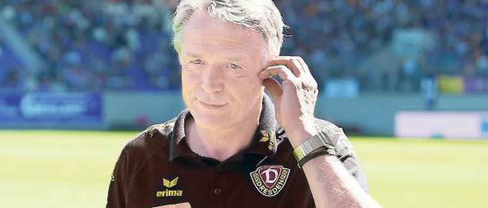 Alter Bekannter. Uwe Neuhaus war sieben Jahre lang Trainer bei Union. Foto: Kahnert/dpa