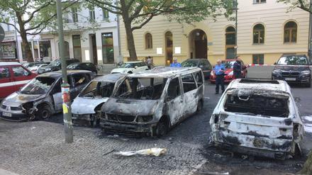Ausgebrannte Autos am Kollwitzplatz