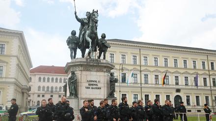 Bayerns Polizisten erhalten mit dem Polizeiaufgabengesetz neue Befugnisse. 