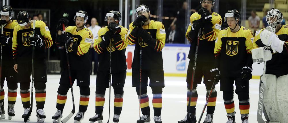 Das war es dann mit Dänemark. Die deutschen Spieler nach dem 0:3 gegen Kanada.