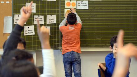 In Willkommensklassen werden Flüchtlingskinder unterrichtet, bis sie ausreichend gut Deutsch können.