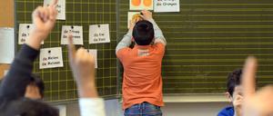 In Willkommensklassen werden Flüchtlingskinder unterrichtet, bis sie ausreichend gut Deutsch können.