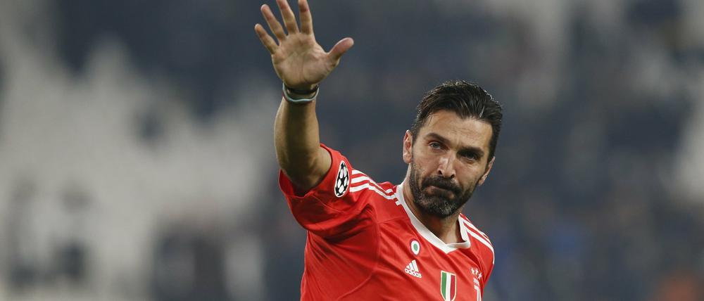 Winkewinke. Wo geht es hin für Herrn Buffon?
