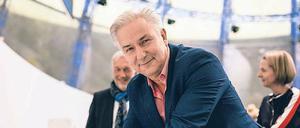 Klaus Wowereit beim Besuch der Ausstellung "Ey,Alter".