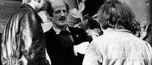 Kunzelmann, Aktivist der 68-er Bewegung und einer der Mitbegründer der "Kommune I", zieht im Sommer 1983 als Parlamentarier der Alternativen Liste in das Berliner Abgeordnetenhaus ein.