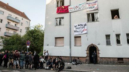 "Sozialer Wohnungsklau". Ein besetztes Haus in der Borndsorfer Straße in Neukölln.
