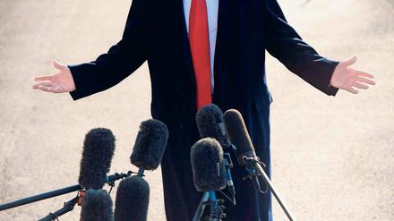 Wer, was, wo, wann, wie, warum, woher? Die journalistischen W-Fragen müssen weiter als Leitlinie für die Arbeit gelten.