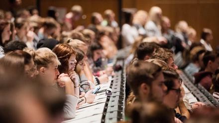 Mit einem europäischen Studierendenausweis könnte der Uniwechsel in Europa erleichtert werden.