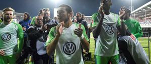 Die Wolfsburger sind erneut mit einem blauen Auge davongekommen. Doch ewig dürfte diese Entwicklung nicht mit Beifall enden.