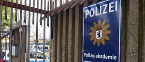 Die vormalige Landespolizeischule ist seit Dezember 2016 als Polizeiakademie neu aufgestellt worden.