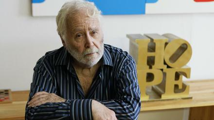 Robert Indiana in seinem Studio.